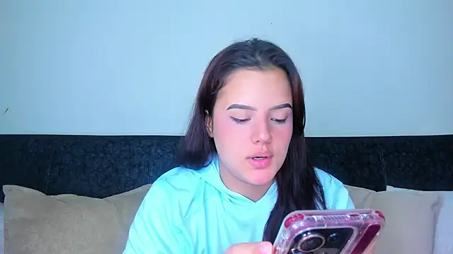 sweet lily26 online show from December 3, 2025, 2:01 am