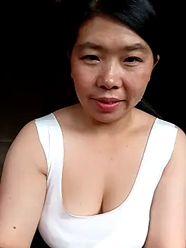 quynhkoolbae online show from October 11, 2025, 1:28 am