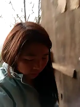 quynhkoolbae online show from November 25, 2025, 12:11 am