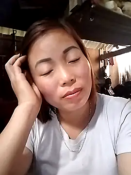 Annaacutee online show from December 18, 2025, 5:56 am