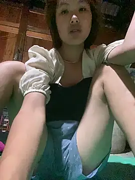 Snapshot of May_nhi chatting on July 8, 2026, 3:56 pm May nhi online show from July 8, 2026, 3:56 pm