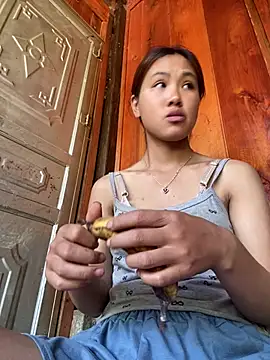 Snapshot of May_nhi chatting on July 14, 2026, 1:05 am May nhi online show from July 14, 2026, 1:05 am