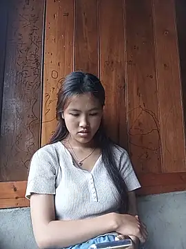 Snapshot of May_nhi chatting on June 21, 2026, 3:34 am May nhi online show from June 21, 2026, 3:34 am