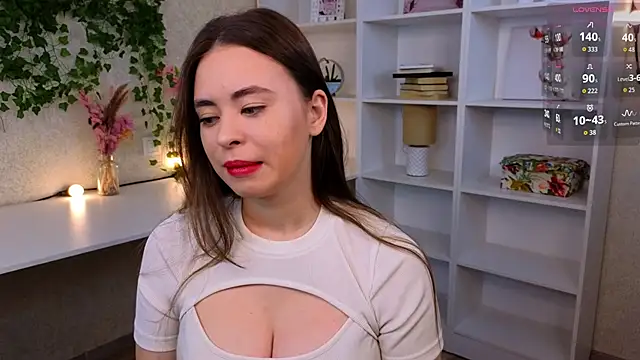 TraciMyntti online show from October 8, 2025, 12:56 am