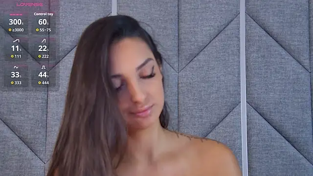 Snapshot of Kimberlymav chatting on September 15, 2025, 4:24 am Kimberlymav online show from September 15, 2025, 4:24 am