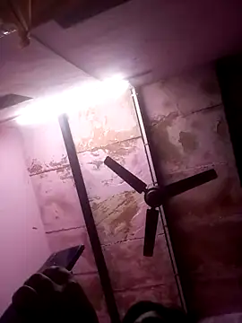 TINASONI online show from April 4, 2026, 7:53 pm