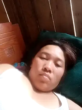 miumiu 00 online show from September 21, 2025, 7:57 am