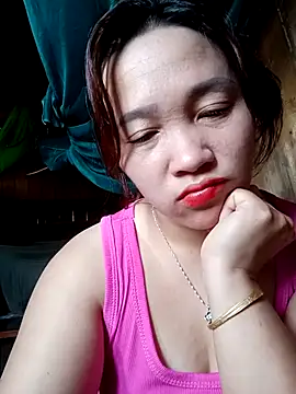 miumiu 00 online show from October 3, 2025, 2:26 am