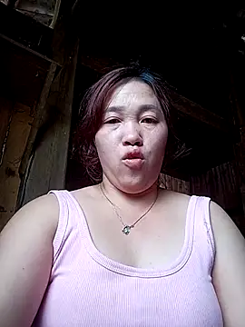 miumiu 00 online show from October 12, 2025, 7:43 am