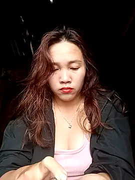 miumiu 00 online show from October 1, 2025, 7:46 am