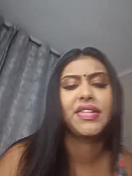 Indian GlowingMiax online show from December 4, 2025, 3:49 am