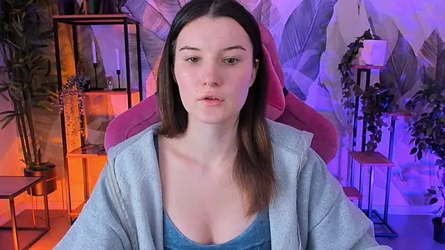 AgataWillis online show from December 1, 2025, 11:22 am