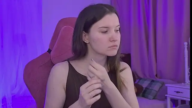 AgataWillis online show from April 1, 2026, 3:52 am