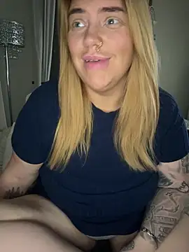 MysteriousMylaX online show from November 7, 2025, 10:57 pm