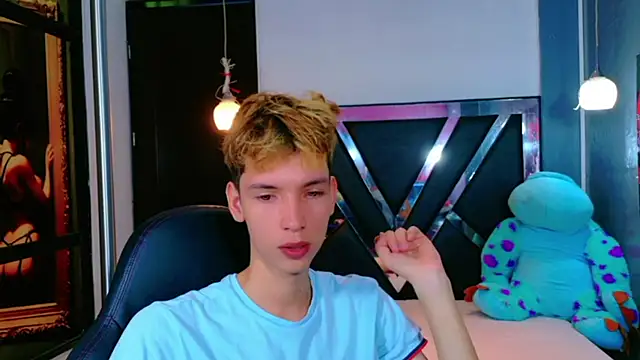 park jimin1 online show from December 18, 2025, 12:42 pm