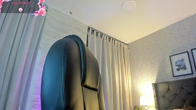 celeste  clark online show from September 18, 2025, 12:19 pm