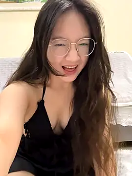 laowumeimei online show from September 12, 2025, 1:11 pm