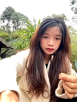 Snapshot of beobeo_2xx chatting on November 7, 2025, 12:48 am beobeo 2xx online show from November 7, 2025, 12:48 am