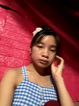 Snapshot of beobeo_2xx chatting on November 5, 2025, 1:36 pm beobeo 2xx online show from November 5, 2025, 1:36 pm