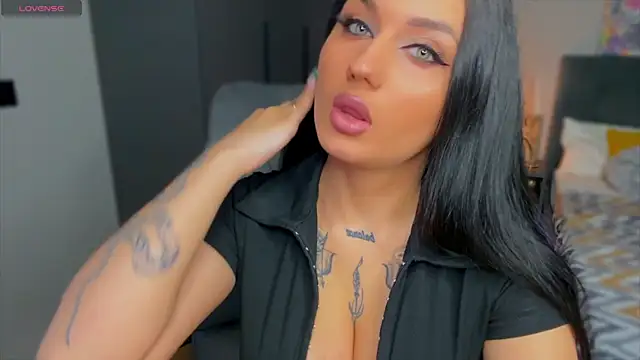 Snapshot of mygoddesshecate chatting on July 3, 2026, 8:15 pm mygoddesshecate online show from July 3, 2026, 8:15 pm