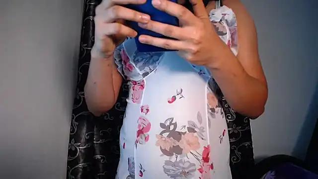 Snapshot of Spicy_Maxy chatting on September 19, 2025, 4:55 pm Spicy Maxy online show from September 19, 2025, 4:55 pm