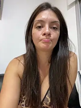 Danielaeliana online show from April 18, 2026, 3:42 am