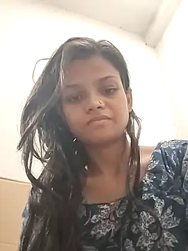 Komal0099 online show from November 17, 2025, 2:48 am