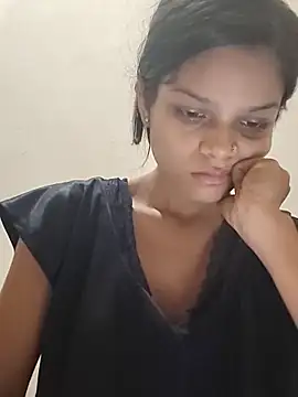 Komal0099 online show from September 23, 2025, 2:29 am