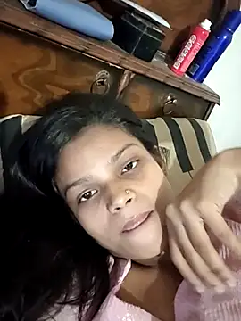 Komal0099 online show from October 16, 2025, 2:58 pm