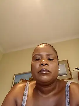 Missparis online show from September 29, 2025, 11:38 am