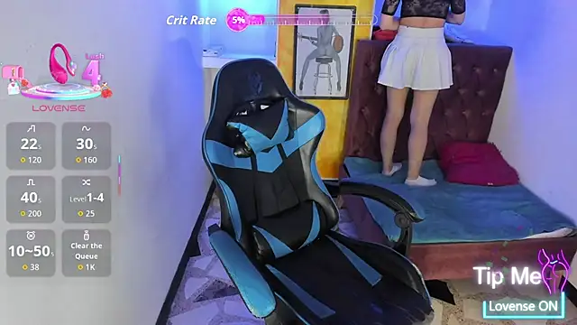 alison moon7 online show from November 22, 2025, 3:11 pm