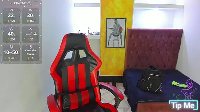 alison moon7 online show from December 22, 2025, 12:05 pm