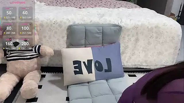 Xiali-166 online show from October 21, 2025, 10:58 am