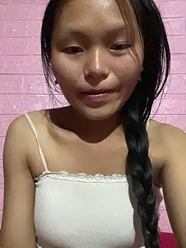 milo bae online show from November 3, 2025, 7:46 am