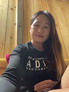 phungtiti online show from November 8, 2025, 2:15 am