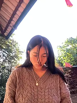 EmLy02 online show from November 26, 2025, 12:43 am