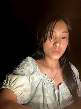 EmLy02 online show from September 23, 2025, 1:40 pm