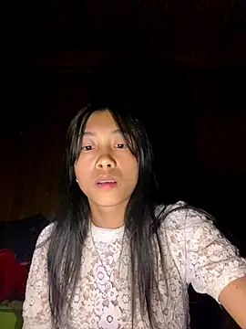 EmLy02 online show from October 6, 2025, 1:45 pm