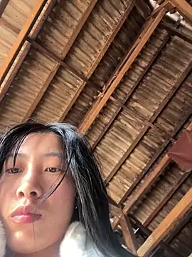 EmLy02 online show from February 14, 2026, 3:29 am