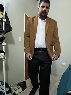 Snapshot of Diabloproducciones chatting on February 18, 2026, 1:25 am Diabloproducciones online show from February 18, 2026, 1:25 am