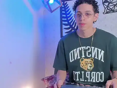 nicolai drake online show from September 18, 2025, 3:31 am