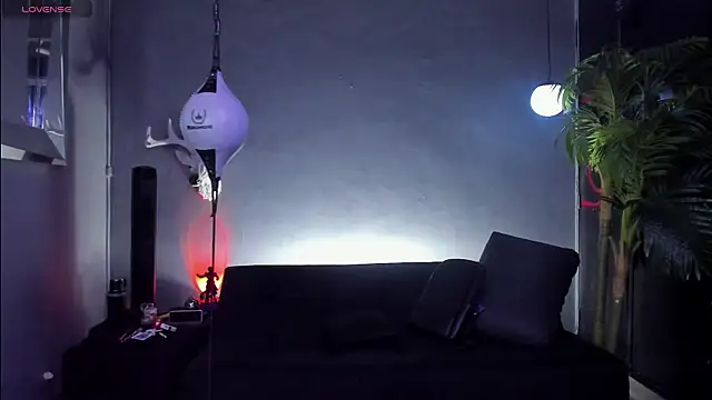 dennis cox1 online show from January 17, 2026, 12:37 am