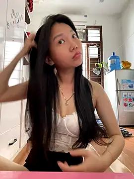 Miumieu online show from September 14, 2025, 2:34 am