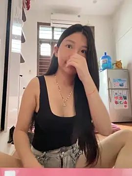 Miumieu online show from September 21, 2025, 4:28 am