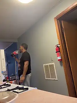 Snapshot of Kingstrokezxx chatting on November 26, 2025, 8:53 pm Kingstrokezxx online show from November 26, 2025, 8:53 pm