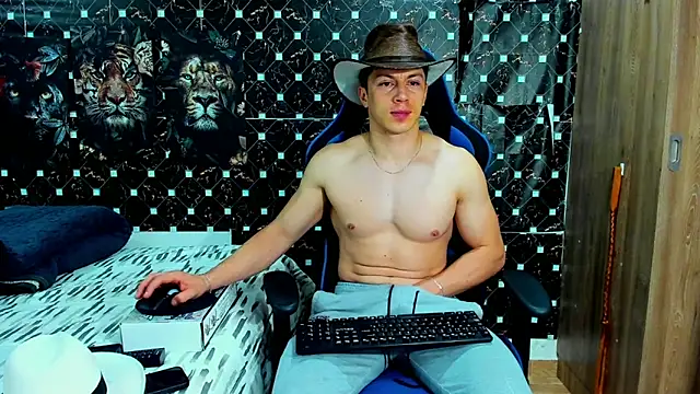 Snapshot of javiersexymann chatting on May 18, 2026, 4:18 am javiersexymann online show from May 18, 2026, 4:18 am
