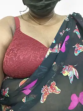 Snapshot of chaitara-reddy chatting on May 30, 2026, 7:15 am chaitara-reddy online show from May 30, 2026, 7:15 am