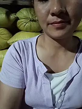Snapshot of Mini3333 chatting on July 14, 2026, 12:33 pm Mini3333 online show from July 14, 2026, 12:33 pm