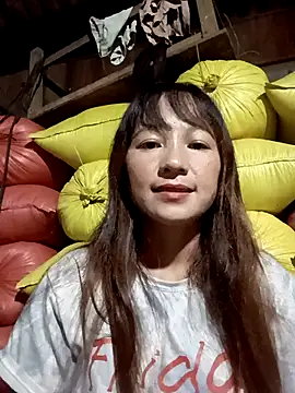 Mini3333 online show from October 1, 2025, 5:28 pm