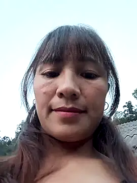 Mini3333 online show from October 10, 2025, 10:38 am